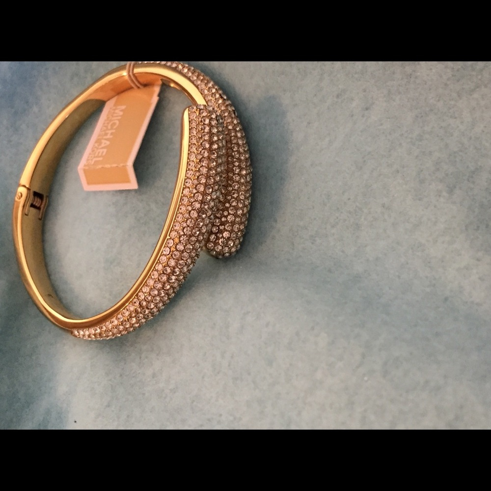 Micheal kors bracelet